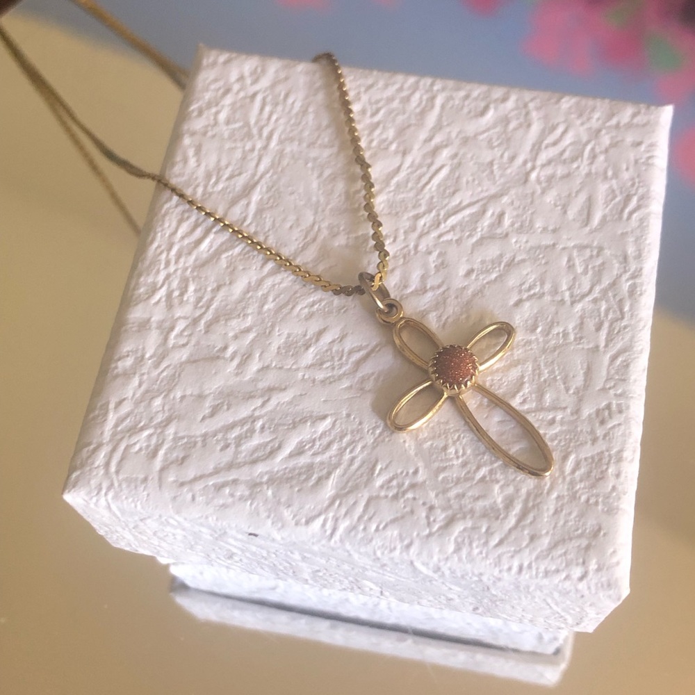 Vintage genuine goldstone cross pendant on chain necklace